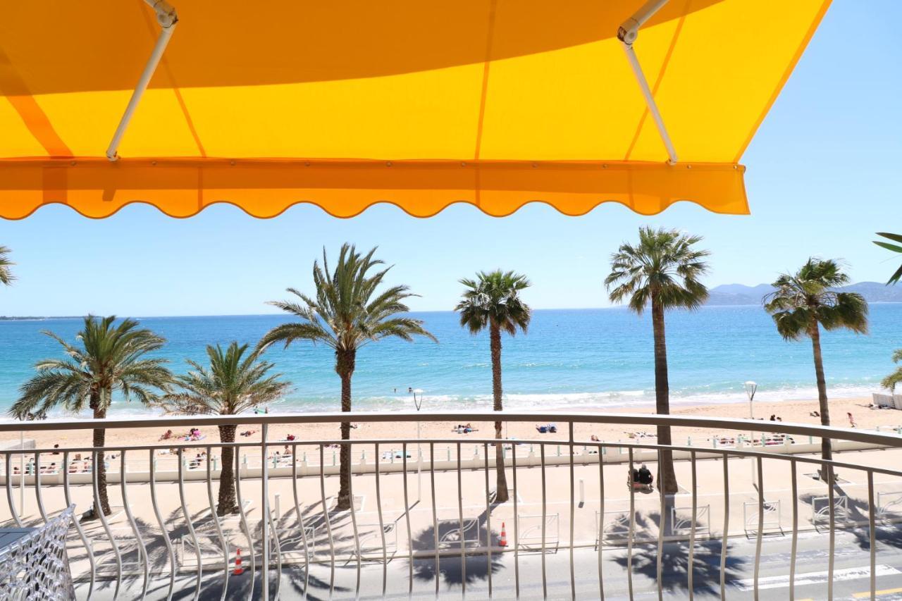 Beautiful 3 Bedroom. Direct Sea View. 401 Cannes